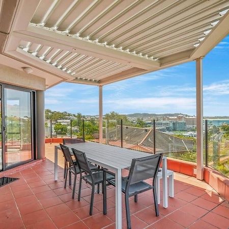 Spacious Modern Apartment With Breathtaking Views Terrigal Esterno foto